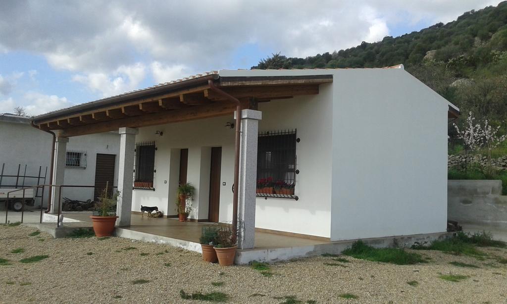 Agriturismo Locoe Oliena Exterior foto